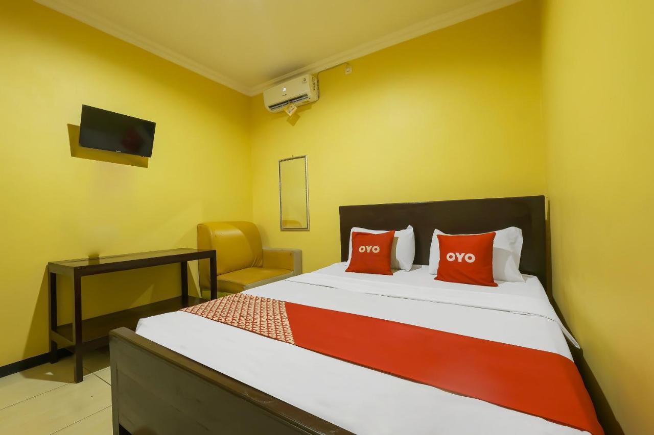 Oyo 92483 Hotel Kirana Salatiga Exterior photo