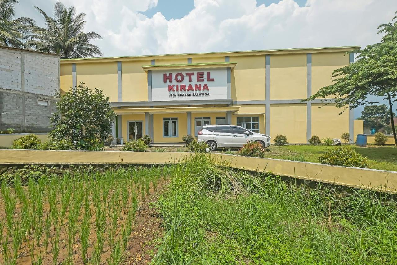 Oyo 92483 Hotel Kirana Salatiga Exterior photo